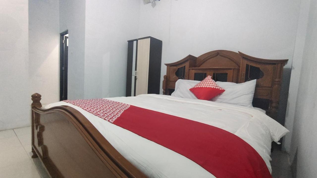 Oyo 90157 Griya Andon Syariah Hotel Cirebon Exterior photo